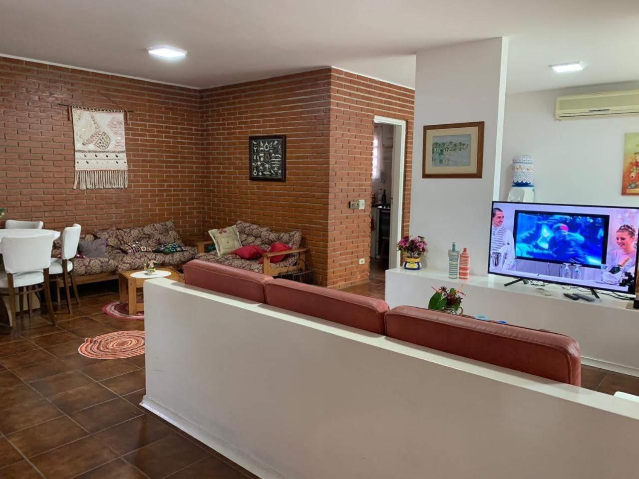 4 Suites, Ar Cond Tv, Internet, Piscina,150 Mts Praia! Aceitamos Pet! กัวรูจา ภายนอก รูปภาพ